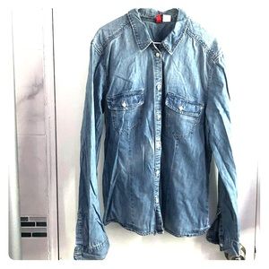 Denim Fitted Boyfriend Shirt